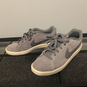 NIKE Court Royale Grey Suede